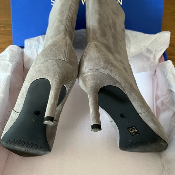 Stuart Weitzman Size 9 Sock Booties - Picture 8 of 12